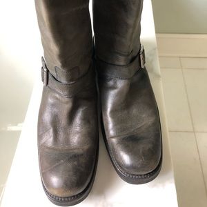 Mens Leather Moto style boots by Patrick Cox. Size 9.5 Soft grey